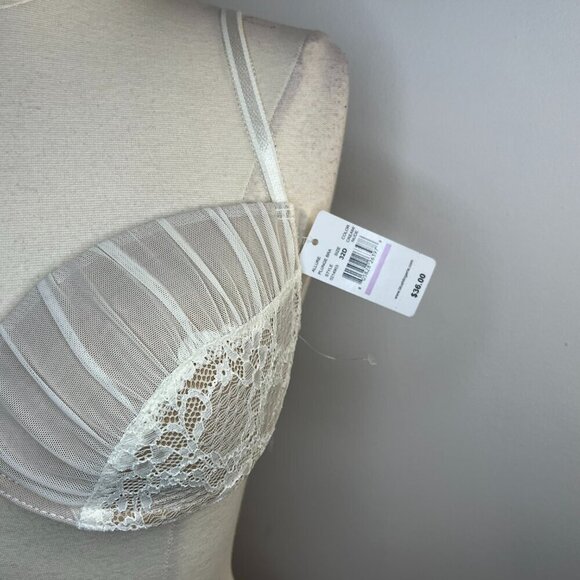 Blush Allure Plunge Nude Bra - Size 32D - NWT$36 - Picture 2 of 3